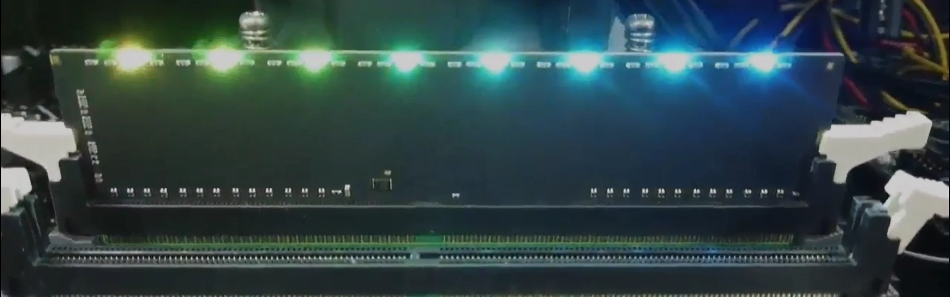HXW Solid-State Drives(SSD)